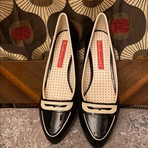 BAIT kitten heels NWOT size 9 black and cream